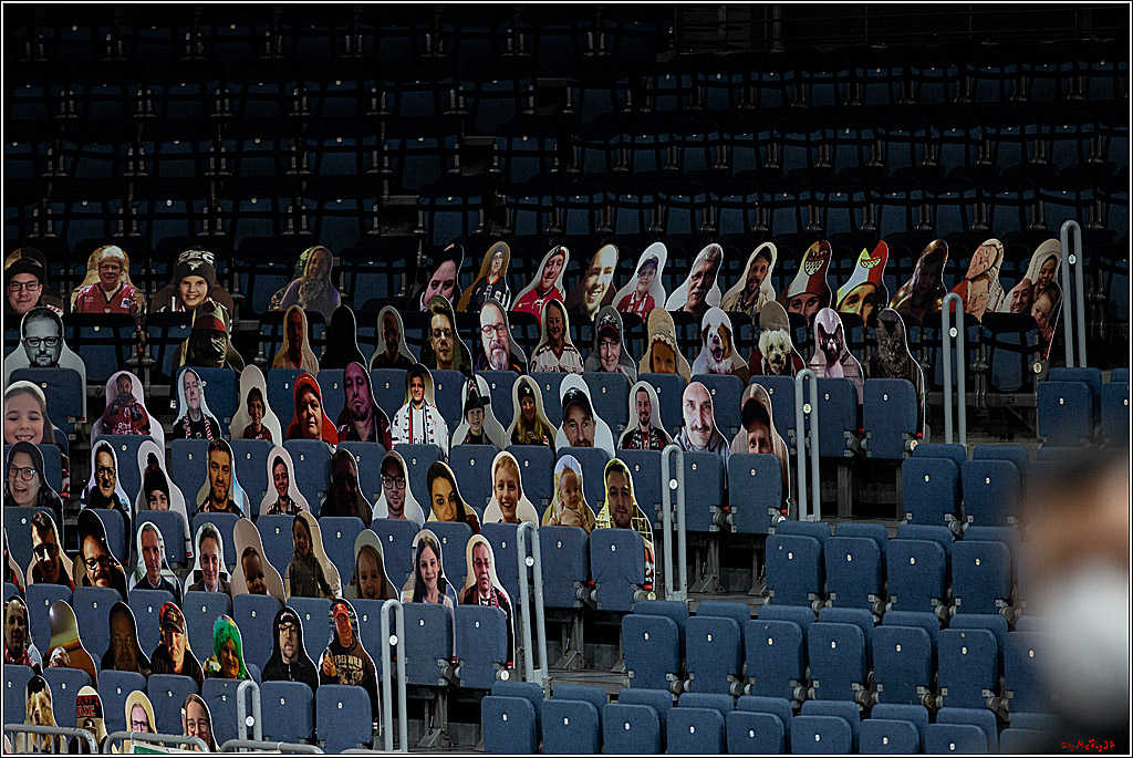 PENNY DEL;  Koelner Haie - Fischtown Pinguins Bremerhaven; Koeln, 12.02.2021